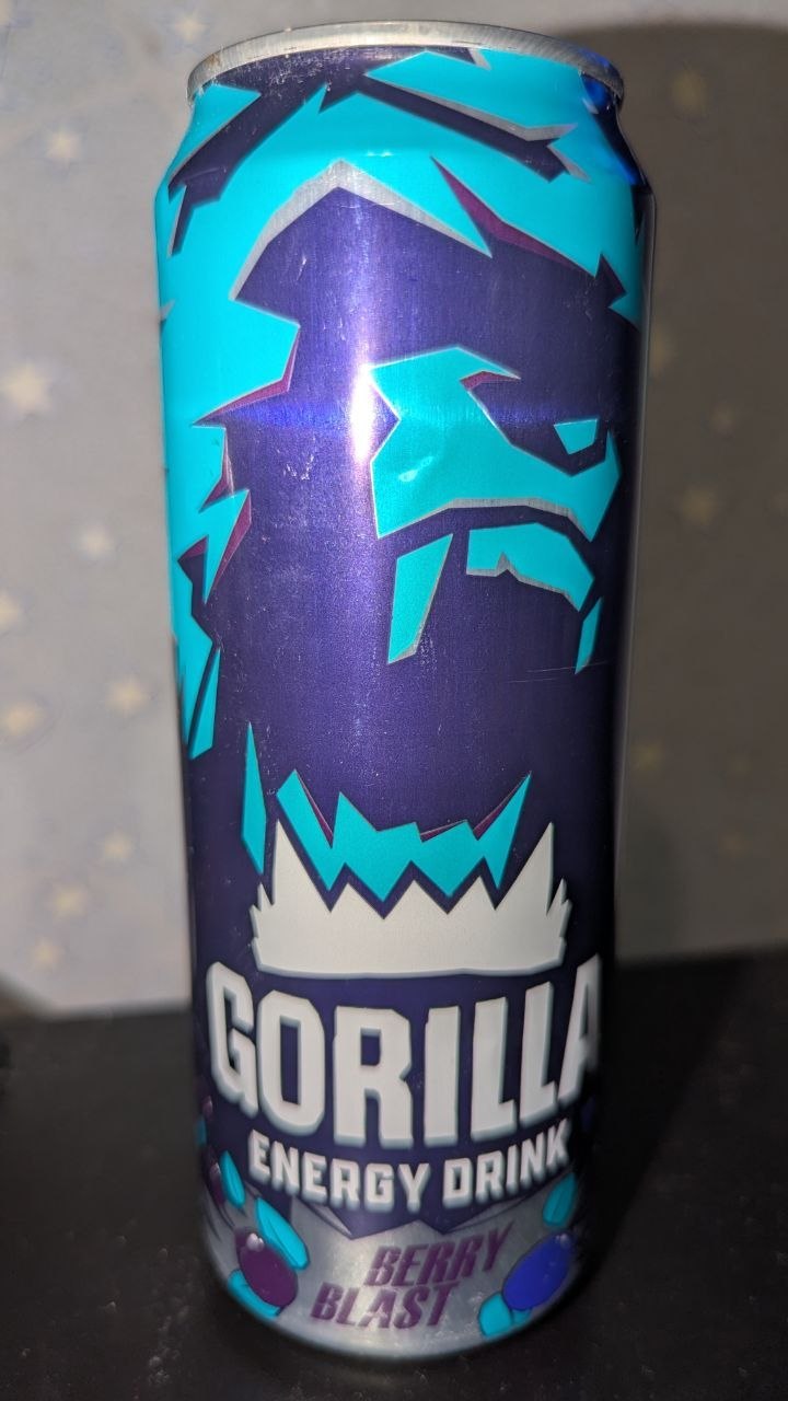 Gorilla — вид спереди